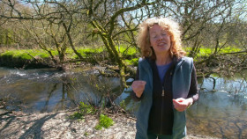 A Country Life For Half The Price With Kate Humble S03E03 1080p HDTV H264-DARKFLiX EZTV