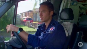 Ambulance Australia S02E06 HDTV x264-CCT EZTV