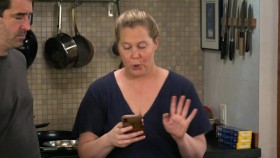 Amy Schumer Learns to Cook S01E02 Lunch Break and Pasta Night 720p WEB h264-ROBOTS EZTV