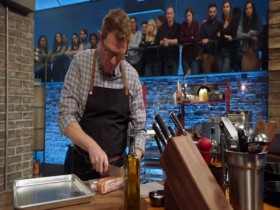 Beat Bobby Flay S26E06 Blondes Have More Fun 480p x264-mSD EZTV