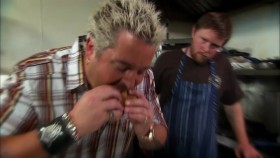 Diners Drive-ins and Dives S14E09 Serious Sandwiches INTERNAL WEB x264-GIMINI EZTV