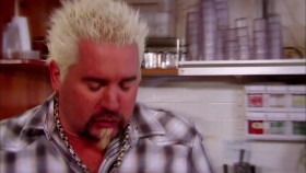 Diners Drive-ins and Dives S16E08 Decadent Dishes INTERNAL WEB x264-GIMINI EZTV