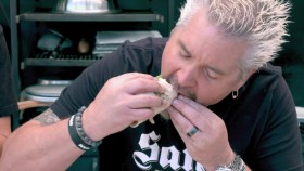 Diners Drive-Ins and Dives S39E03 Takeout Sendin Surf and Turf 720p WEBRip X264-KOMPOST EZTV