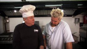 Diners Drive-Ins and Dives S48E03 XviD-AFG EZTV