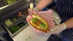 Food Truck Nation S02E13 Corn Dogs Cheesesteaks and Ice Cream Sandwiches 720p WEBRip x264-CAFFEiNE EZTV