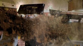 Gold Rush-The Dirt S05E02 Clash in the Klondike 720p WEBRip x264-KOMPOST EZTV