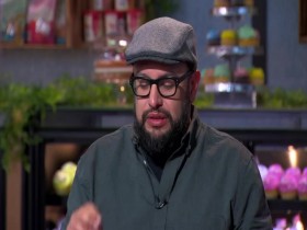 Guys Grocery Games S20E23 DDD Family Redemption 480p x264-mSD EZTV