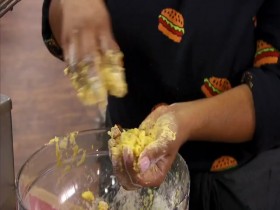 Guys Grocery Games S25E00 Guy Cooks the Games-GGG Raw 480p x264-mSD EZTV