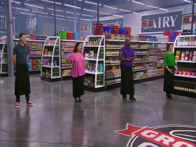 Guys Grocery Games S30E10 Cooking the Books 480p x264-mSD EZTV