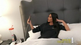 Keeping Up With the Kardashians S16E01 Chicago Loyalty HDTV x264-CRiMSON EZTV