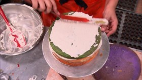 Kids Baking Championship S07E00 Tricks and Treats WEBRip x264-CAFFEiNE EZTV
