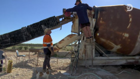 Outback Opal Hunters S07E05 1080p HEVC x265-MeGusta EZTV