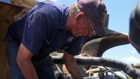 Outback Truckers S06E04 WEB x264-LiGATE EZTV