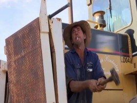 Outback Truckers S06E06 480p x264-mSD EZTV