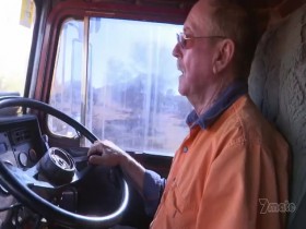 Outback Truckers S08E02 480p x264-mSD EZTV