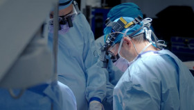 Surgeons At the Edge of Life S06E01 1080p HEVC x265-MeGusta EZTV