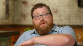 The Best Thing I Ever Ate S11E06 Low and Slow WEBRip x264-CAFFEiNE EZTV