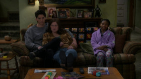 The Conners S03E10 Who Are Bosses Boats And Eckhart Tolle 720p AMZN WEBRip DDP5 1 x264-NTb EZTV