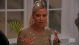 The Real Housewives of Beverly Hills S11E17 720p WEBRip x264-KOMPOST EZTV