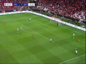 UEFA Champions League 2022 08 23 Playoff Second Leg Benfica vs Dynamo Kyiv 480p x264-mSD EZTV