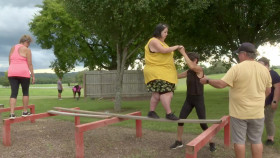 1000-lb Best Friends S02E06 Weight Woman Cant Jump 720p WEB h264-CBFM EZTV