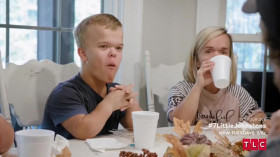 7 Little Johnstons S11E04 The Cranberry Massacre HDTV x264-CRiMSON EZTV