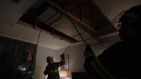 9-1-1 S07E06 MULTI 1080p WEB H264-HiggsBoson EZTV