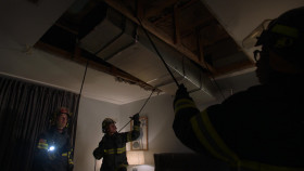 9-1-1 S07E06 There Goes the Groom 1080p AMZN WEB-DL DDP5 1 H 264-FLUX EZTV