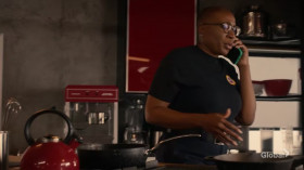 9-1-1 S08E02 720p HEVC x265-MeGusta EZTV