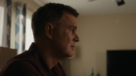 9-1-1 S08E04 No Place Like Home 1080p AMZN WEB-DL DDP5 1 H 264-FLUX EZTV