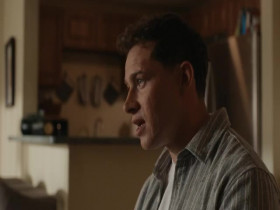 9-1-1 S08E04 No Place Like Home 480p x264-mSD EZTV