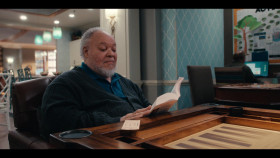 A Man on the Inside S01E03 The Emily Always Rings Twice 1080p NF WEB-DL DDP5 1 Atmos H 264-FLUX EZTV