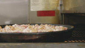 Adam Eats the 80s S01E05 Lost Foods 720p HEVC x265-MeGusta EZTV
