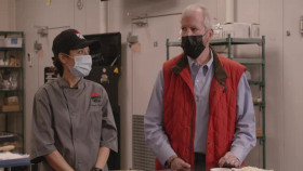 Adam Eats the 80s S01E05 Lost Foods XviD-AFG EZTV