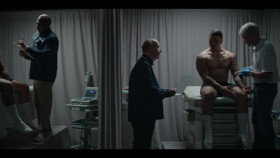 American Sports Story S01E04 Birthday Money 1080p DSNP WEB-DL DDP5 1 H 264-FLUX EZTV