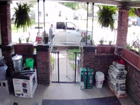 Americas Funniest Home Videos S35E09 480p x264-mSD EZTV