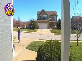 Americas Funniest Home Videos S35E11 480p x264-mSD EZTV