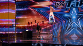 Americas Got Talent S19E08 480p x264-RUBiK EZTV