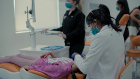 AMERICAS SWEETHEARTS Dallas Cowboys Cheerleaders S01E02 Auditions Part 2 1080p NF WEB-DL DDP5 1 Atmos H 264-FLUX EZTV