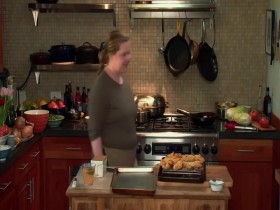 Amy Schumer Learns to Cook S01E03 Taco Night and Movie Night 480p x264-mSD EZTV