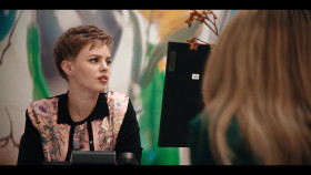 Apple Cider Vinegar S01E03 Pink Dolphins 1080p NF WEB-DL DDP5 1 Atmos H 264-FLUX EZTV