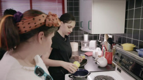 Back in Time for Dinner CA S01E05 The 1980s 720p WEBRip x264-KOMPOST EZTV