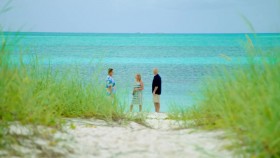 Bahamas Life S05E03 Turn Key in Treasure Cay 720p WEBRip x264-LiGATE EZTV