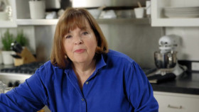 Barefoot Contessa S29E04 Modern Comfort Food Simply Seafood 720p WEB h264-KOMPOST EZTV