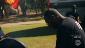 BBQ USA S01E03 Risk It for the Brisket HDTV x264-CRiMSON EZTV