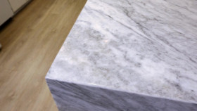 Beachfront Bargain Hunt S29E01 Buying With a Little Help 720p WEB h264-KOMPOST EZTV