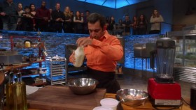 Beat Bobby Flay S23E08 The Cheese Stands Alone iNTERNAL WEB x264 ROBOTS eztv