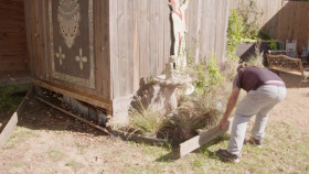 Bee Czar S01E06 Show Me the Honey 720p WEB h264-B2B EZTV