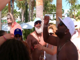 Below Deck Sailing Yacht S05E02 480p x264-mSD EZTV