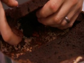 Best Baker in America S03E07 All-American Birthday Bash Chocolate-Flavored 480p x264-mSD EZTV